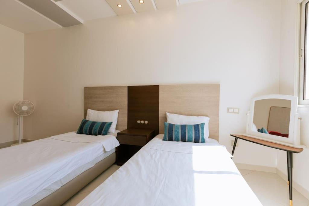 Central 2-Bedrooms Near Beach & Dining Tanger Exteriör bild