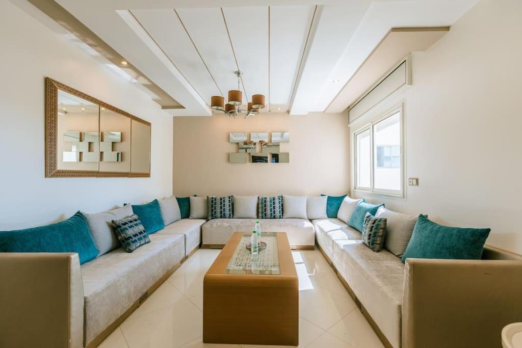 Central 2-Bedrooms Near Beach & Dining Tanger Exteriör bild