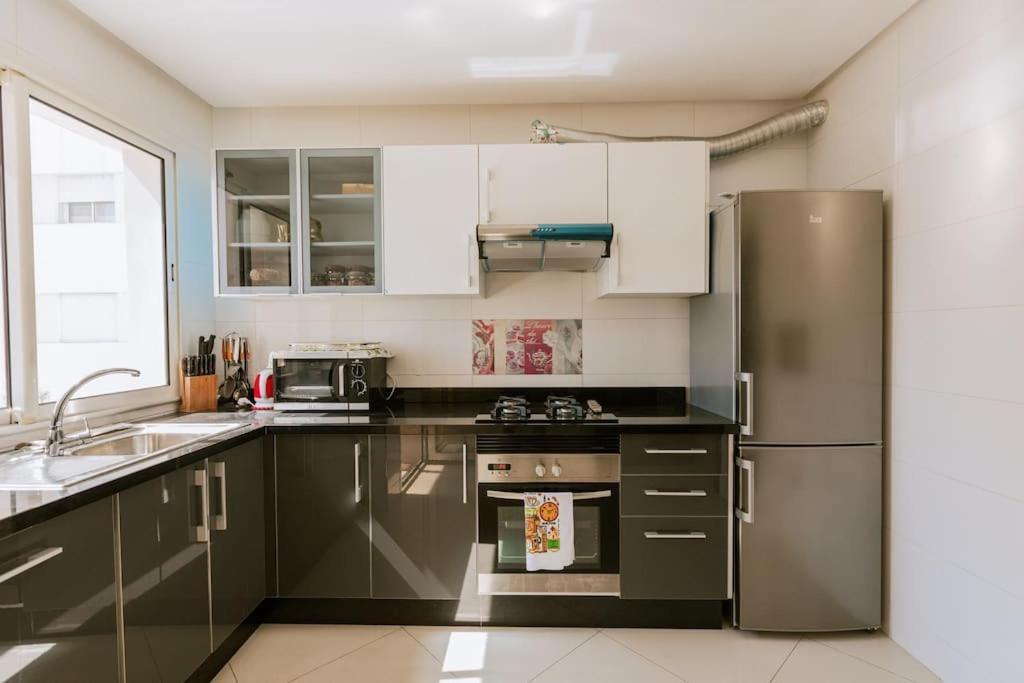 Central 2-Bedrooms Near Beach & Dining Tanger Exteriör bild